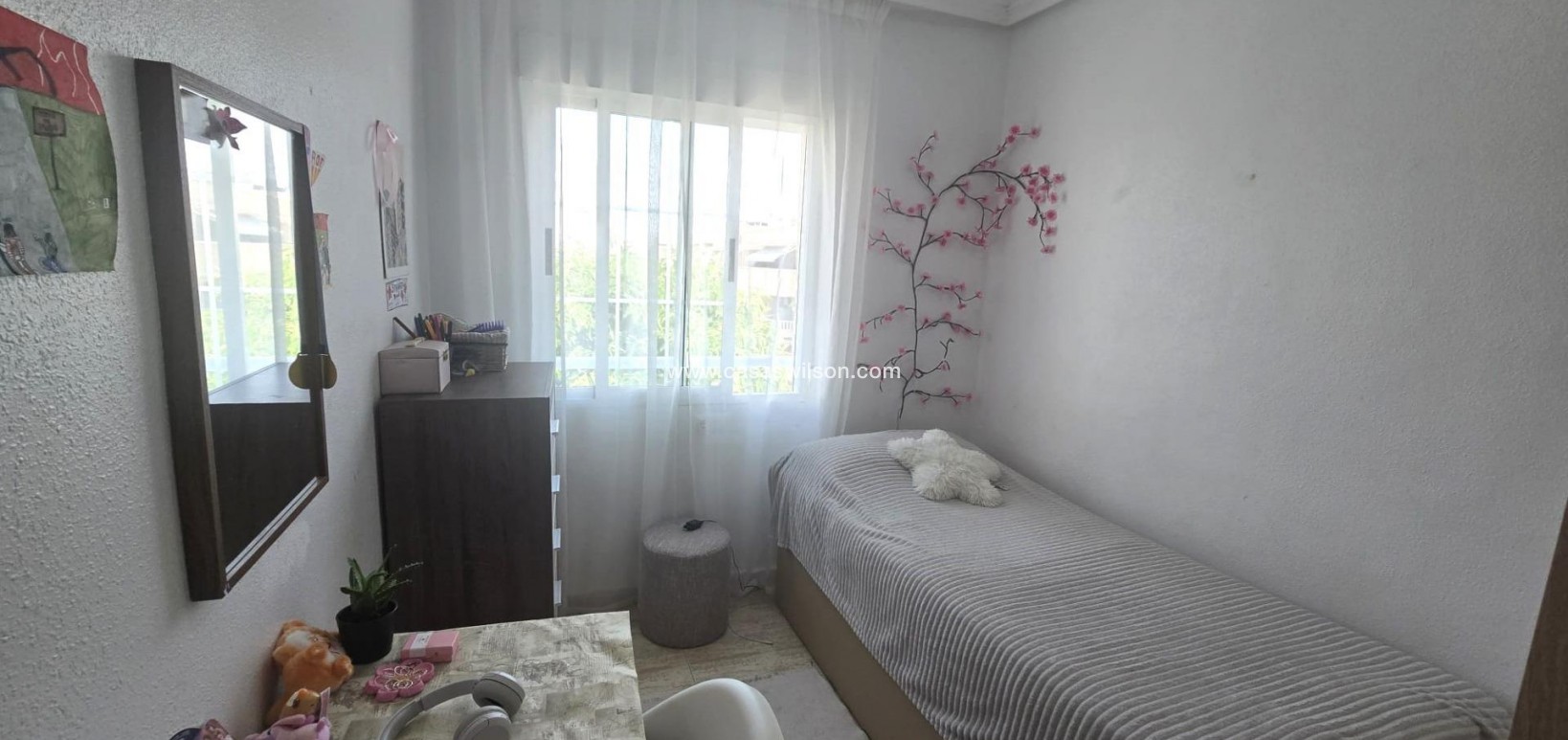 Venta - Apartamento - Torrevieja - Playa de los Locos
