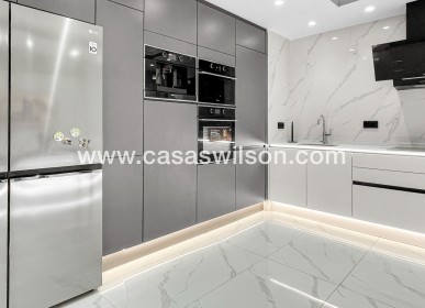 Sale - Apartment - Torrevieja - Costa Blanca