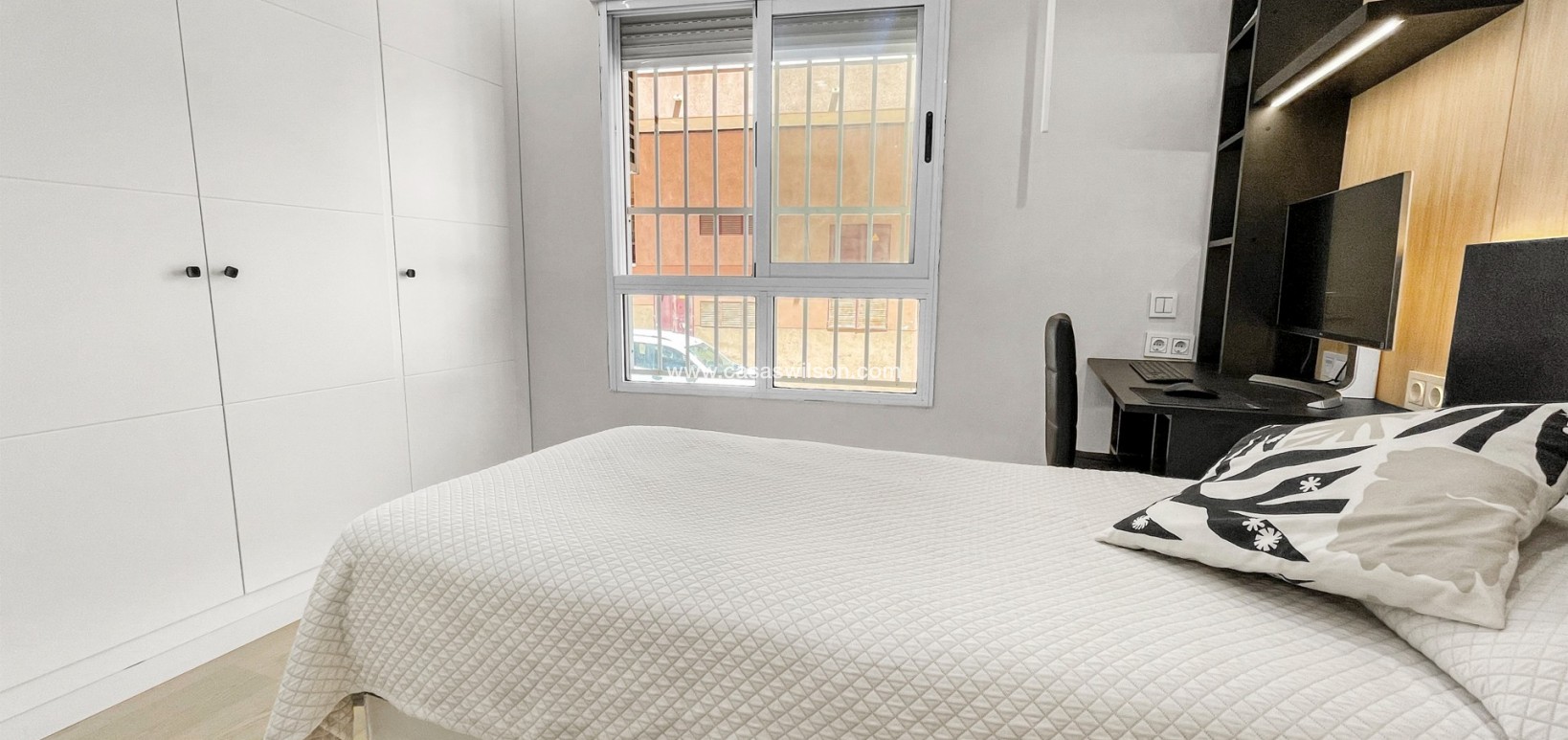 Sale - Apartment - Torrevieja - Costa Blanca