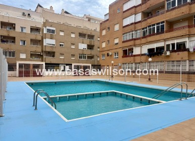 Sale - Apartment - Torrevieja - Centro