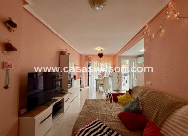 Sale - Apartment - Torrevieja - Centro