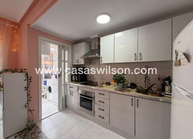 Sale - Apartment - Torrevieja - Centro