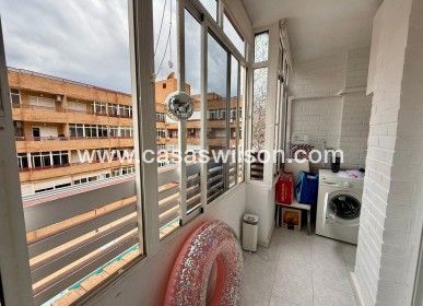 Sale - Apartment - Torrevieja - Centro