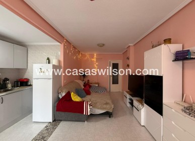 Sale - Apartment - Torrevieja - Centro