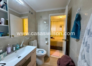 Sale - Apartment - Torrevieja - Centro
