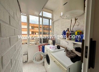 Sale - Apartment - Torrevieja - Centro