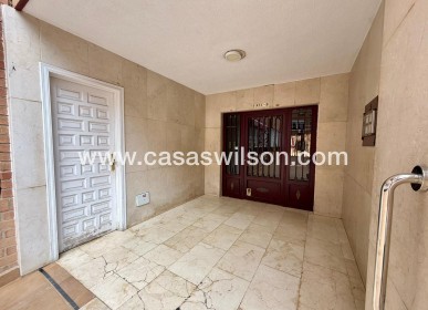 Sale - Apartment - Torrevieja - Centro