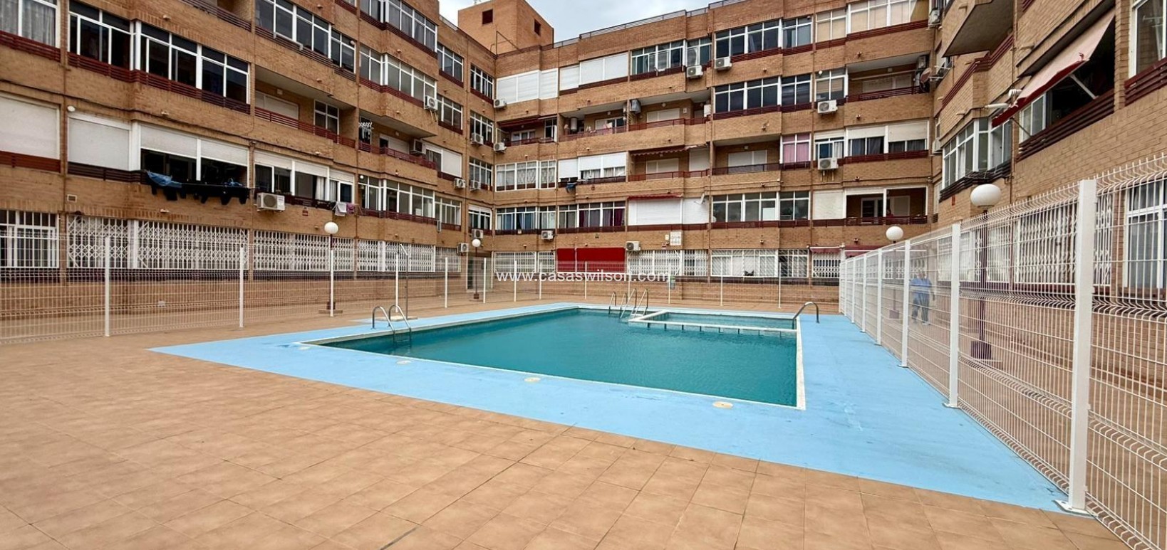 Sale - Apartment - Torrevieja - Centro