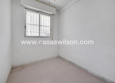 Sale - Appartement - Torrevieja - La Mata pueblo