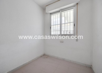 Sale - Appartement - Torrevieja - La Mata pueblo