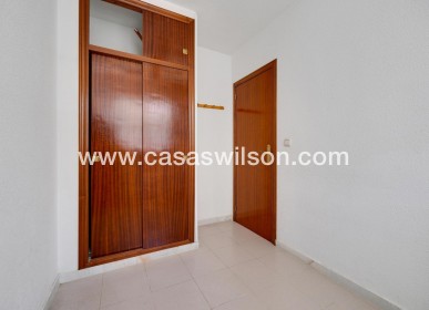 Sale - Appartement - Torrevieja - La Mata pueblo
