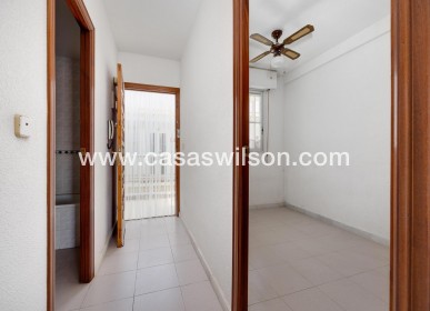 Sale - Appartement - Torrevieja - La Mata pueblo