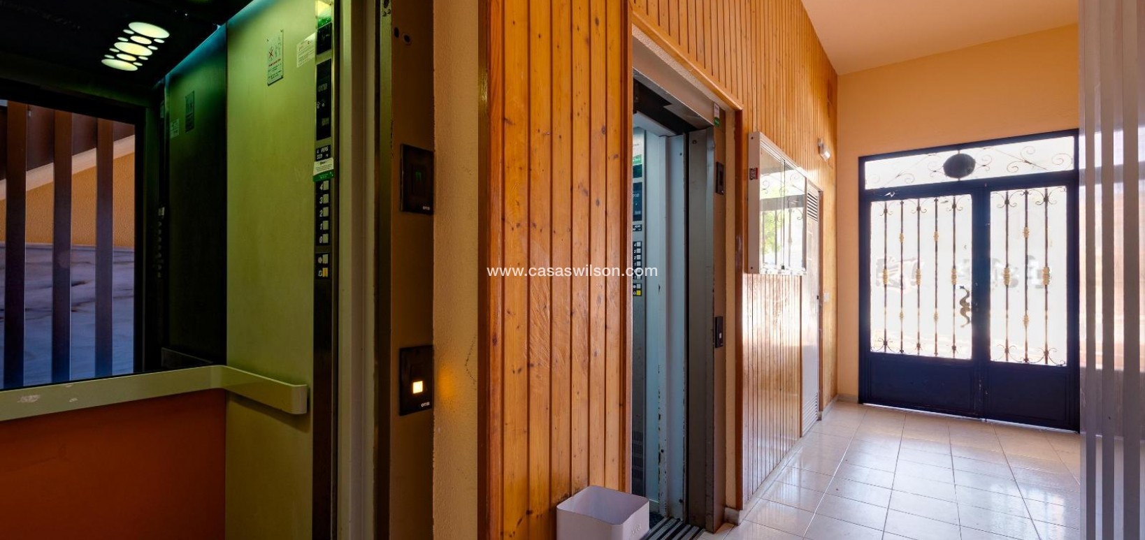 Sale - Appartement - Torrevieja - La Mata pueblo