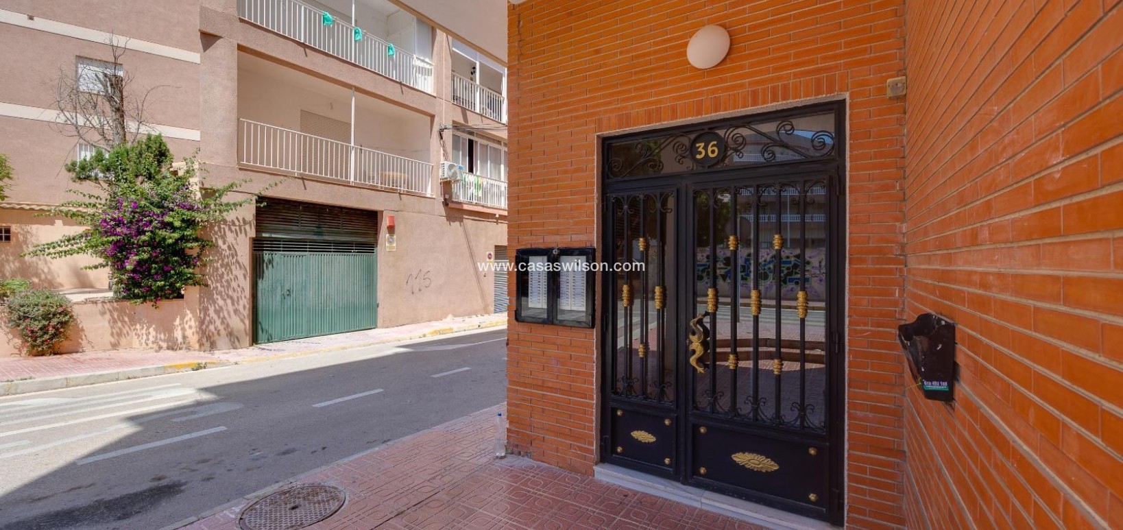 Sale - Appartement - Torrevieja - La Mata pueblo