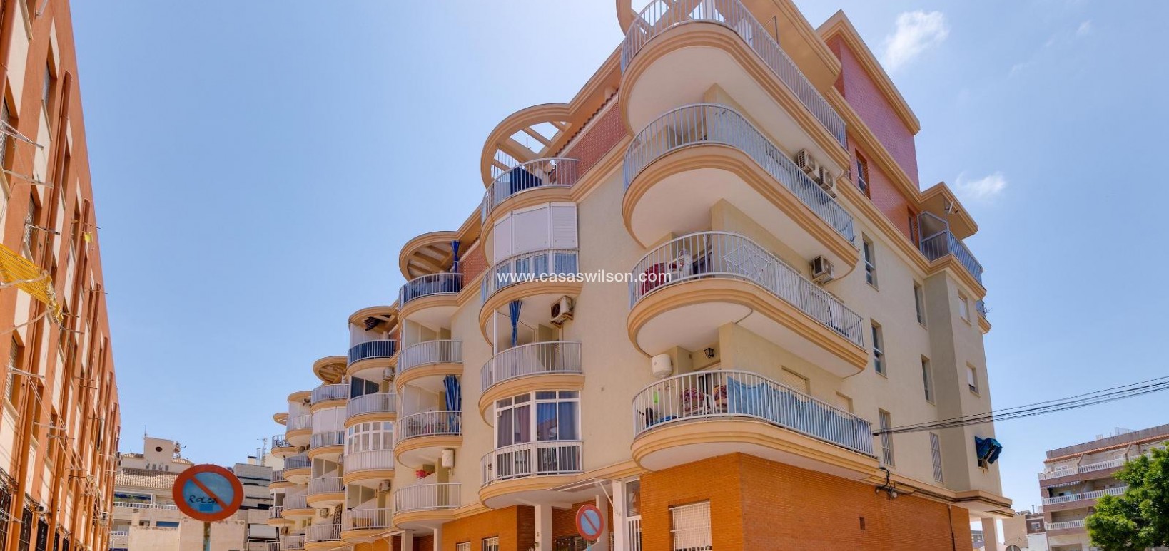 Sale - Appartement - Torrevieja - La Mata pueblo