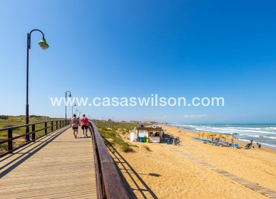 Sale - Appartement - Torrevieja - La Mata pueblo