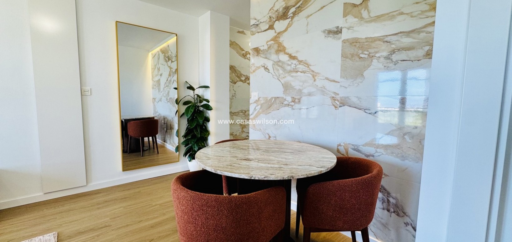 Sale - Apartment - Punta Prima - Costa Blanca