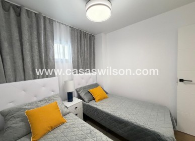 Sale - Apartment - Torrevieja - Nueva Torrevieja