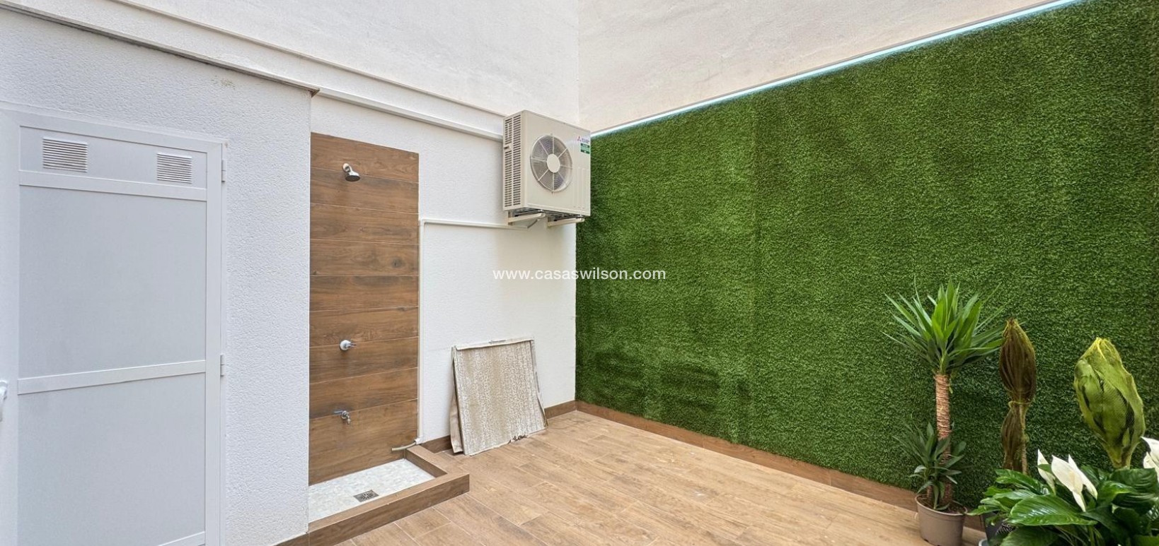 Sale - Appartement - Torrevieja - Estacion De Autobuses