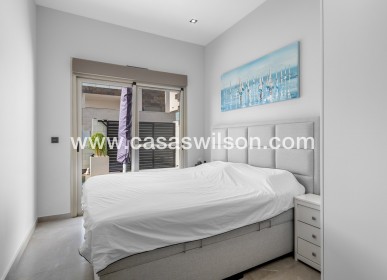 Venta - Chalet - Orihuela Costa - Villamartín