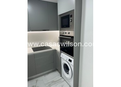 Sale - Appartement - Torrevieja - Centro