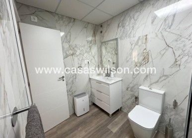 Venta - Apartamento - Torrevieja - Estacion De Autobuses