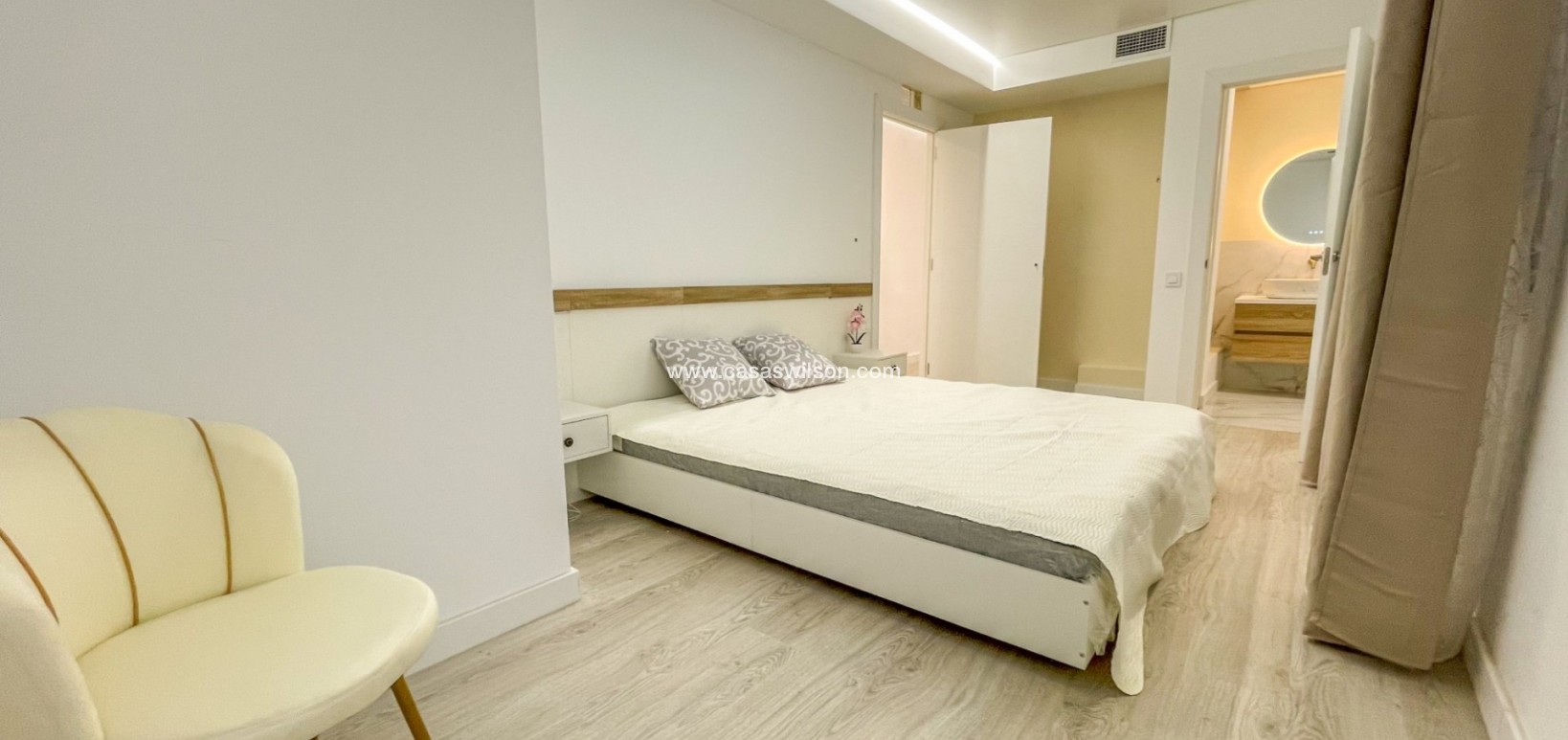 Sale - Apartment - Torrevieja - El Acequión - Los Náufragos