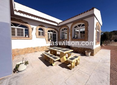 Venta - Chalet - Monóvar/Monóver - Costa Blanca