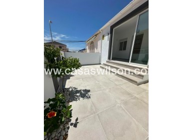 Sale - Bungalow - Torrevieja - La Siesta - El Salado - Torreta