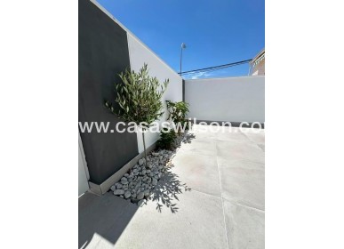 Sale - Bungalow - Torrevieja - La Siesta - El Salado - Torreta