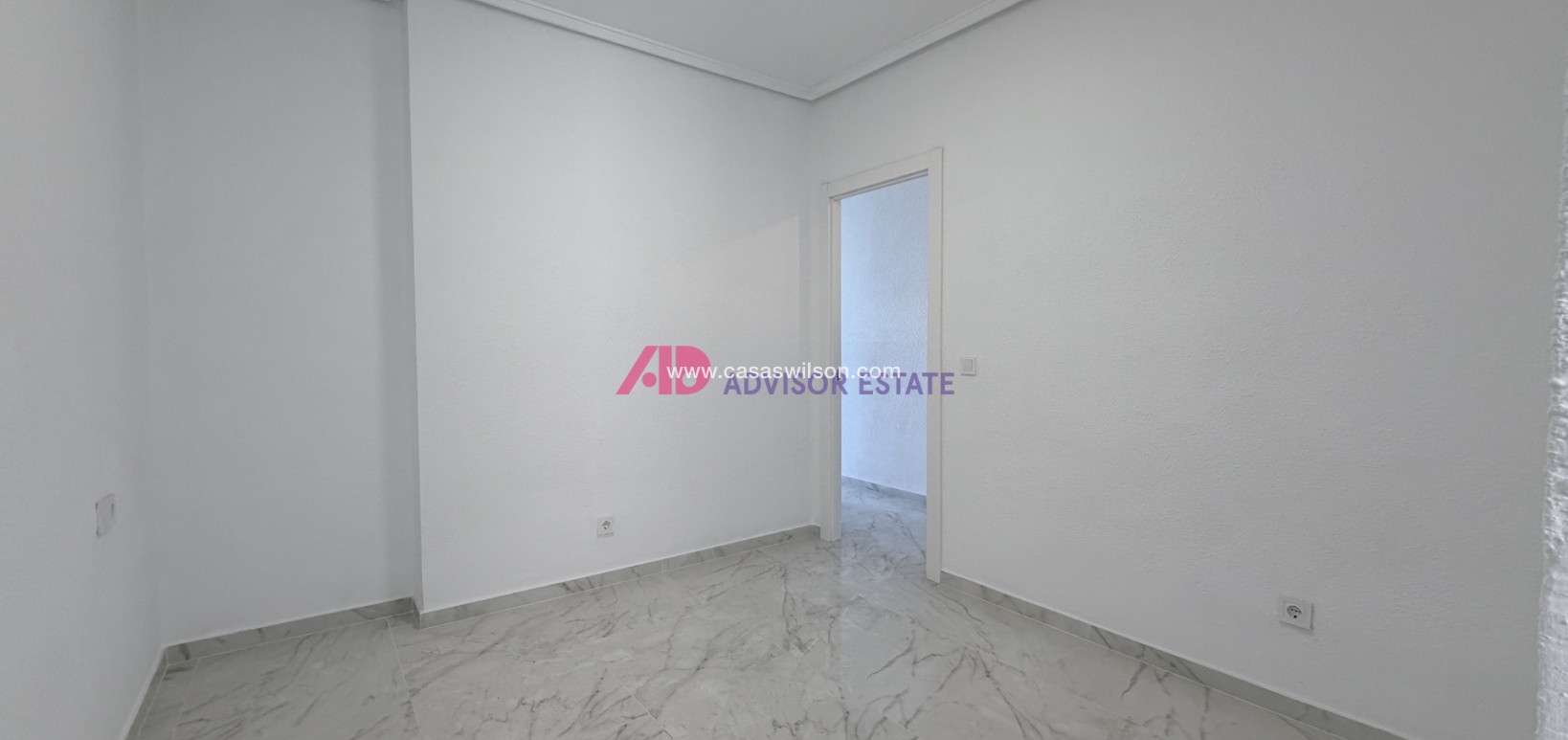 Sale - Appartement - Torrevieja - Costa Blanca