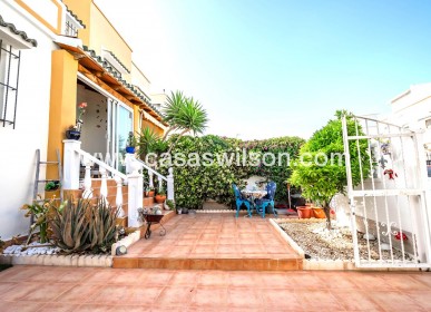 Sale - Townhouse - Los Altos - Res Valle de los pinos