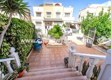 Sale - Townhouse - Los Altos - Res Valle de los pinos