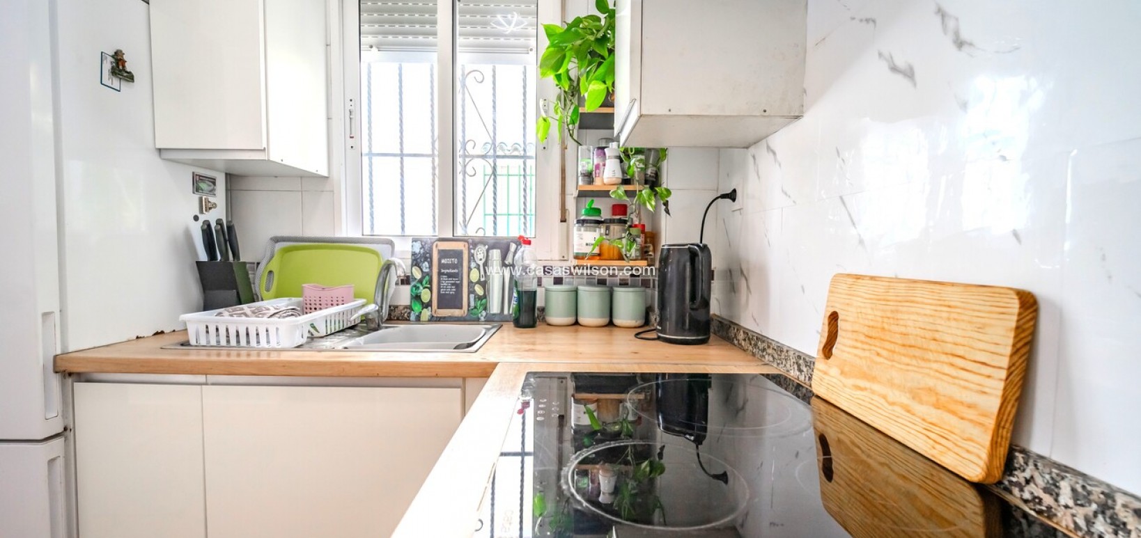 Sale - Townhouse - Los Altos - Res Valle de los pinos