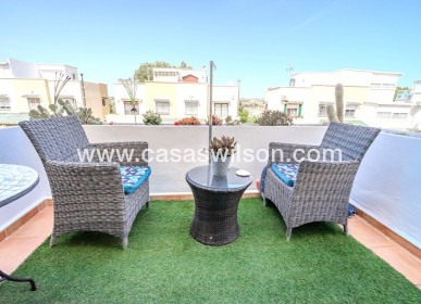 Sale - Townhouse - Los Altos - Res Valle de los pinos