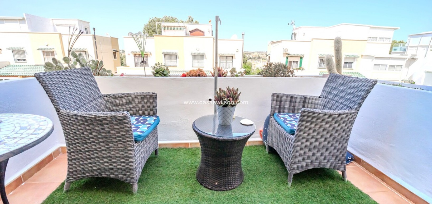 Sale - Townhouse - Los Altos - Res Valle de los pinos