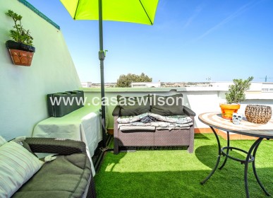 Sale - Townhouse - Los Altos - Res Valle de los pinos