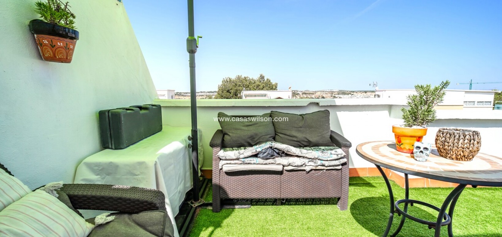 Sale - Townhouse - Los Altos - Res Valle de los pinos