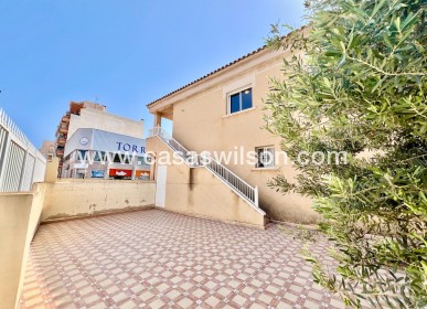 Sale - Bungalow - Torrevieja - Centro
