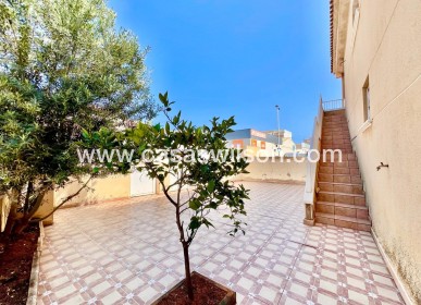 Sale - Bungalow - Torrevieja - Centro
