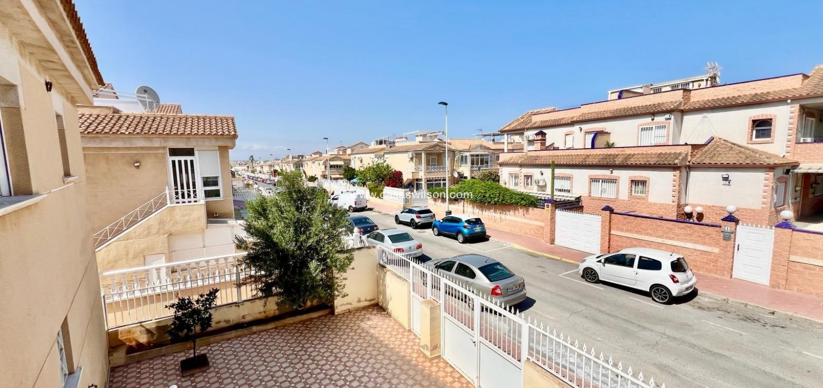 Sale - Bungalow - Torrevieja - Centro