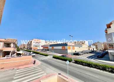 Sale - Bungalow - Torrevieja - Centro