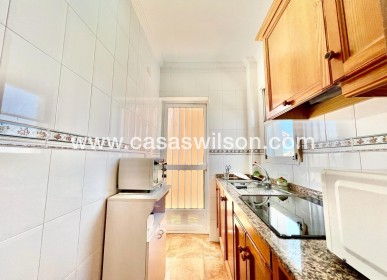 Sale - Bungalow - Torrevieja - Centro