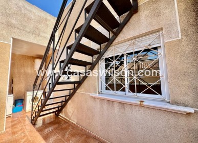 Sale - Bungalow - Torrevieja - Centro