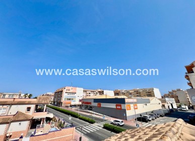 Sale - Bungalow - Torrevieja - Centro
