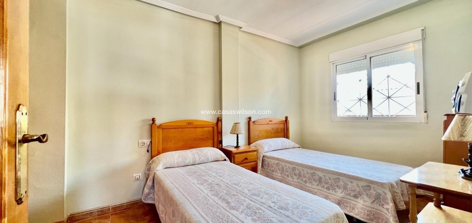 Sale - Bungalow - Torrevieja - Centro