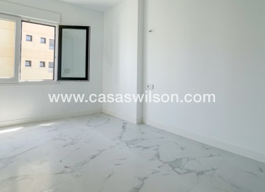 Venta - Apartamento - Orihuela Costa - Punta Prima