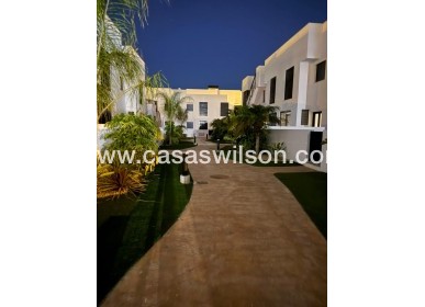 Sale - Apartment - Pilar de la Horadada - El Mojón