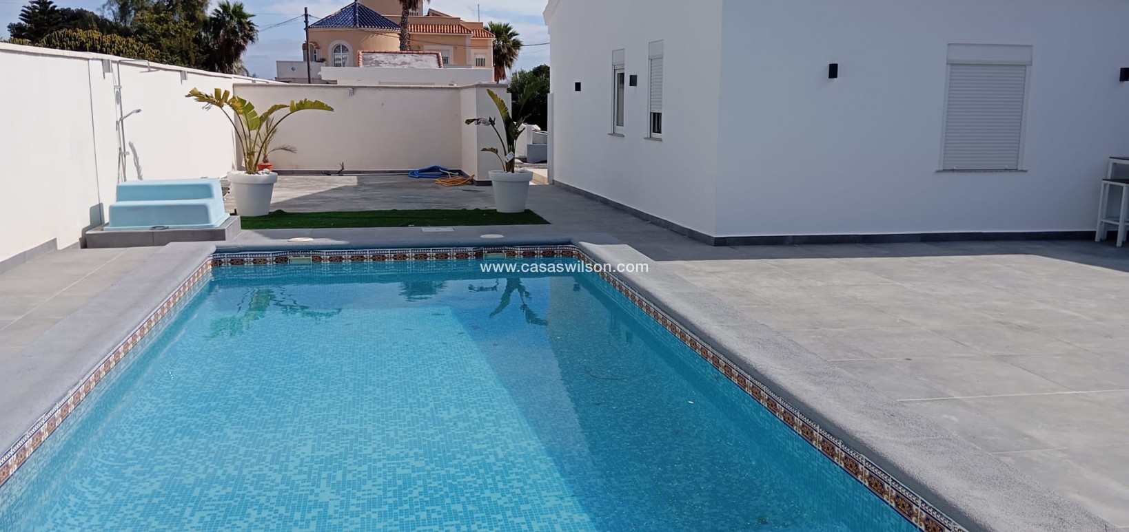 Bestaande bouw - Villa - Lomas De Cabo Roig