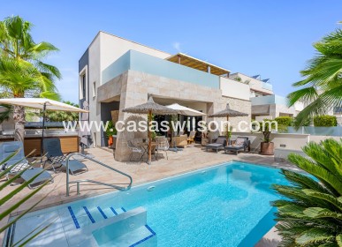 Venta - Chalet - Benijofar